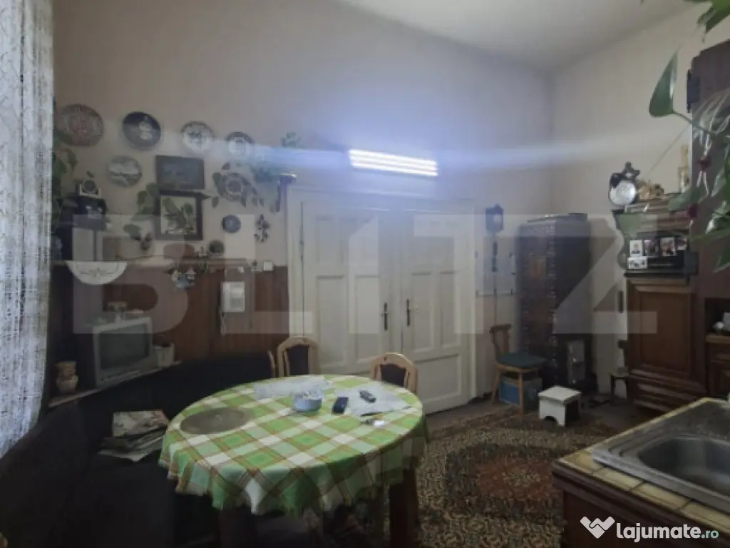 Apartament in cladire istorica, ultracentral, 4 camere 