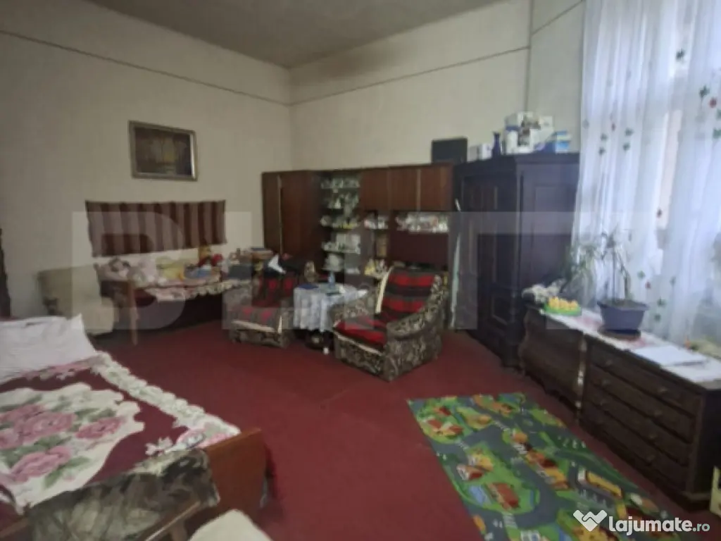 Apartament in cladire istorica, ultracentral, 4 camere 