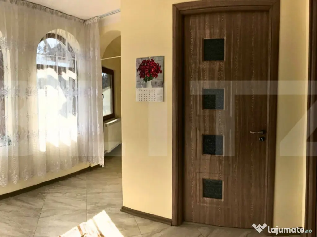 Casă Spațioasă cu 1.250 mp Teren, Mobilată și Utilată 