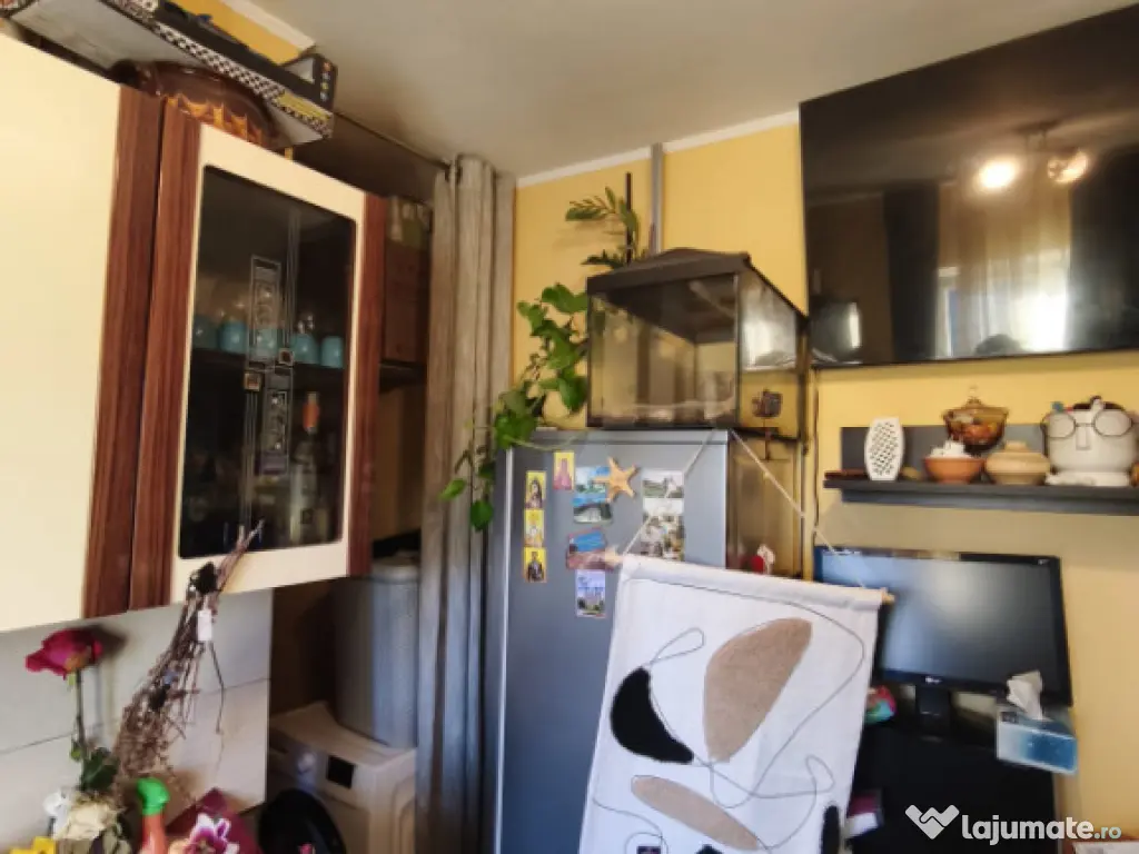 Garsoniera, 13mp, zona Hurmuzachi, Radauti 