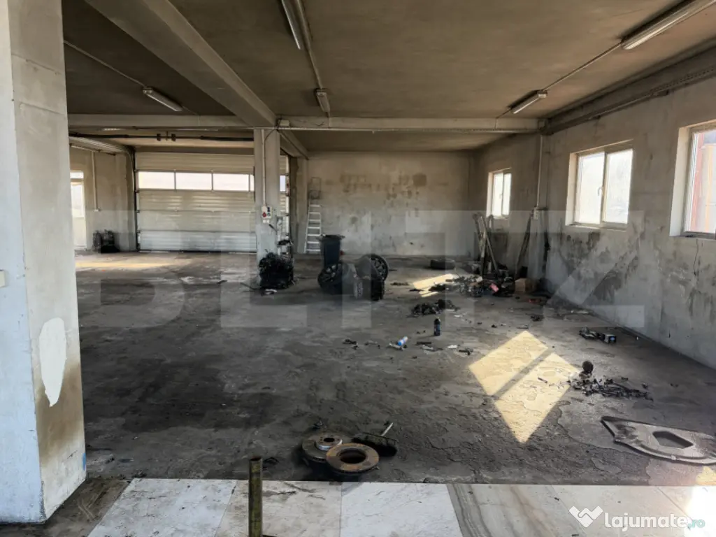 Spatiu comercial de inchiriat in suprafat de 300 mp, Zona Mi 