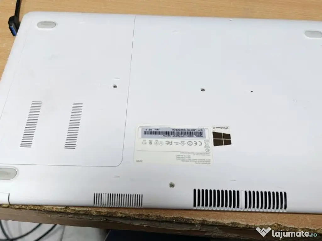 Laptop Samsung I5-3210M, Ram 8GB SSD 256GG Video 2gb 