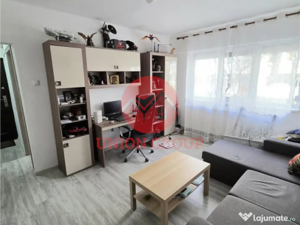 Apartament 2 Camere, Semidecomandat, Casa de Cultura, Parter 