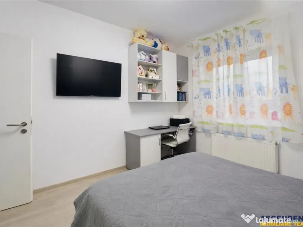 TUR 3D! Decomandat,mobilat,accesorizat, balcon,spatii depozi 