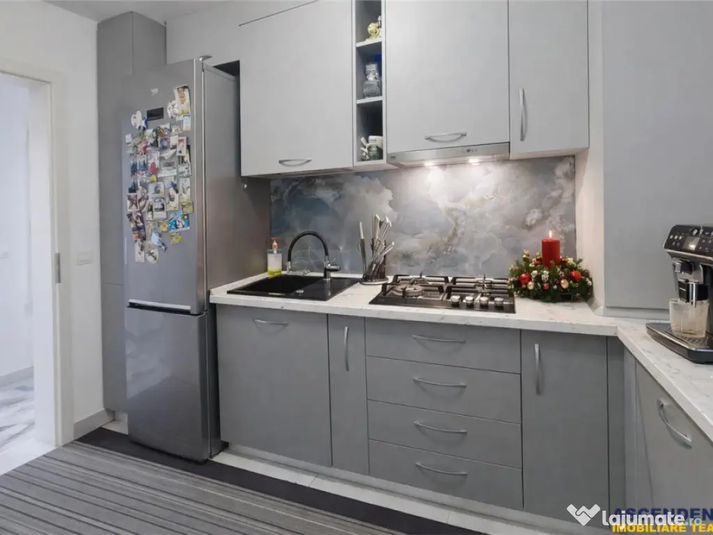 TUR 3D! Decomandat,mobilat,accesorizat, balcon,spatii depozi 