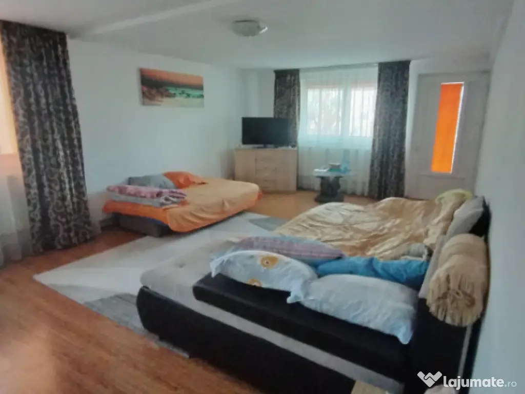 Casa P+1+M, 185 mp, teren 590 mp, Leamna de jos