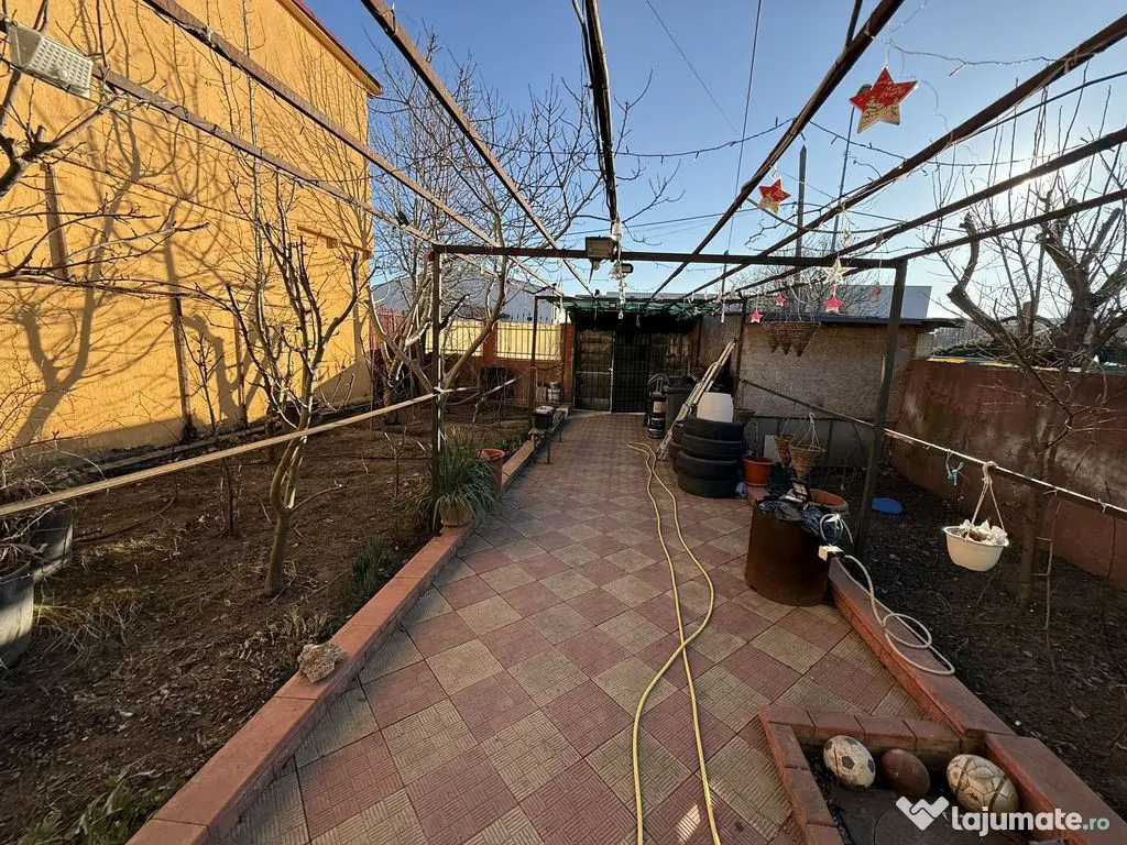 Casa 3 camere zona Kamsas 