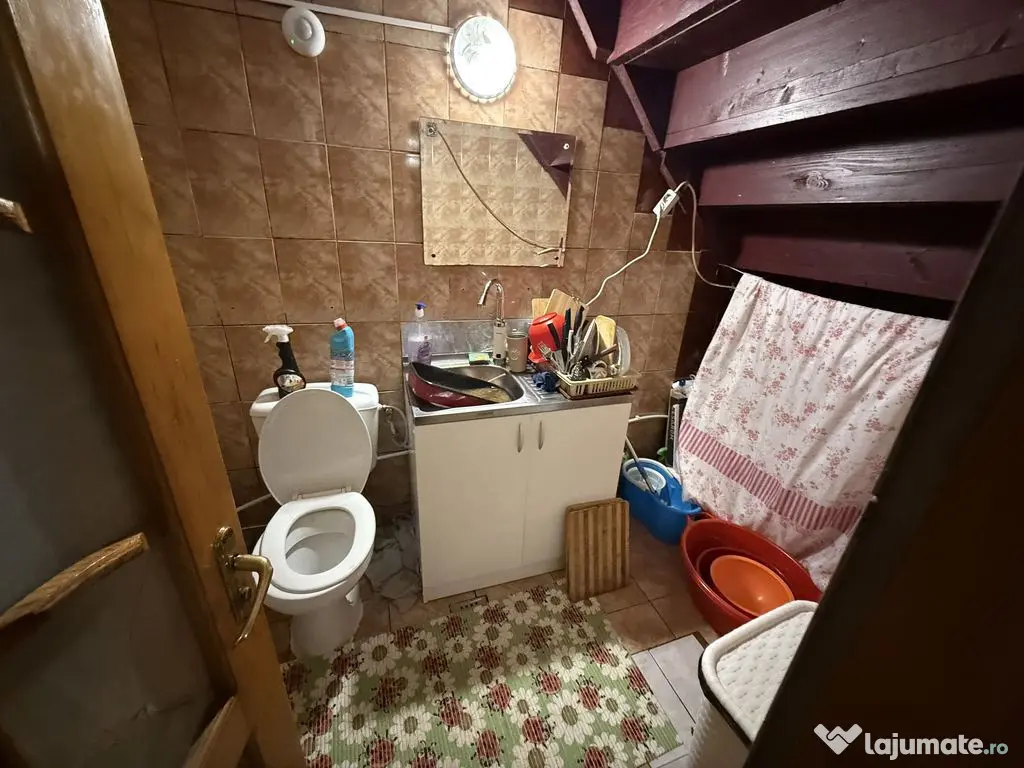 Casa 3 camere zona Kamsas 