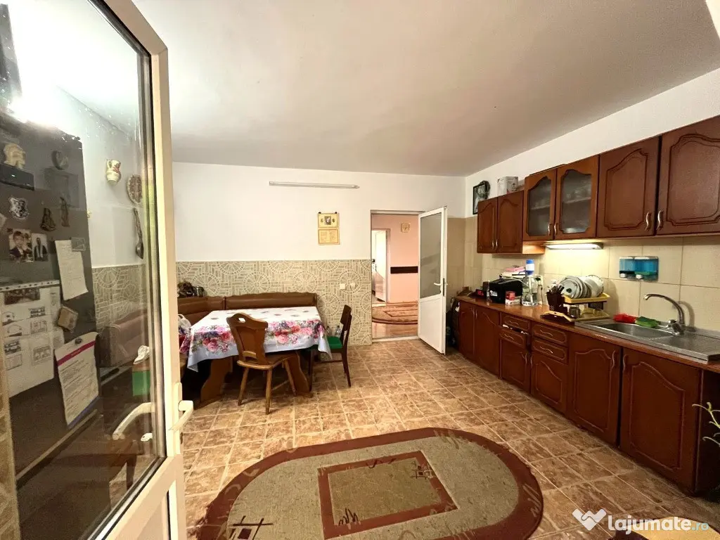 CASA -IDEALA - clinica / gradinita sau birouri 