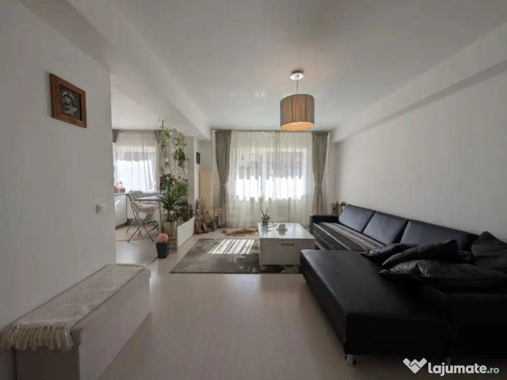 Apartament cochet parter 