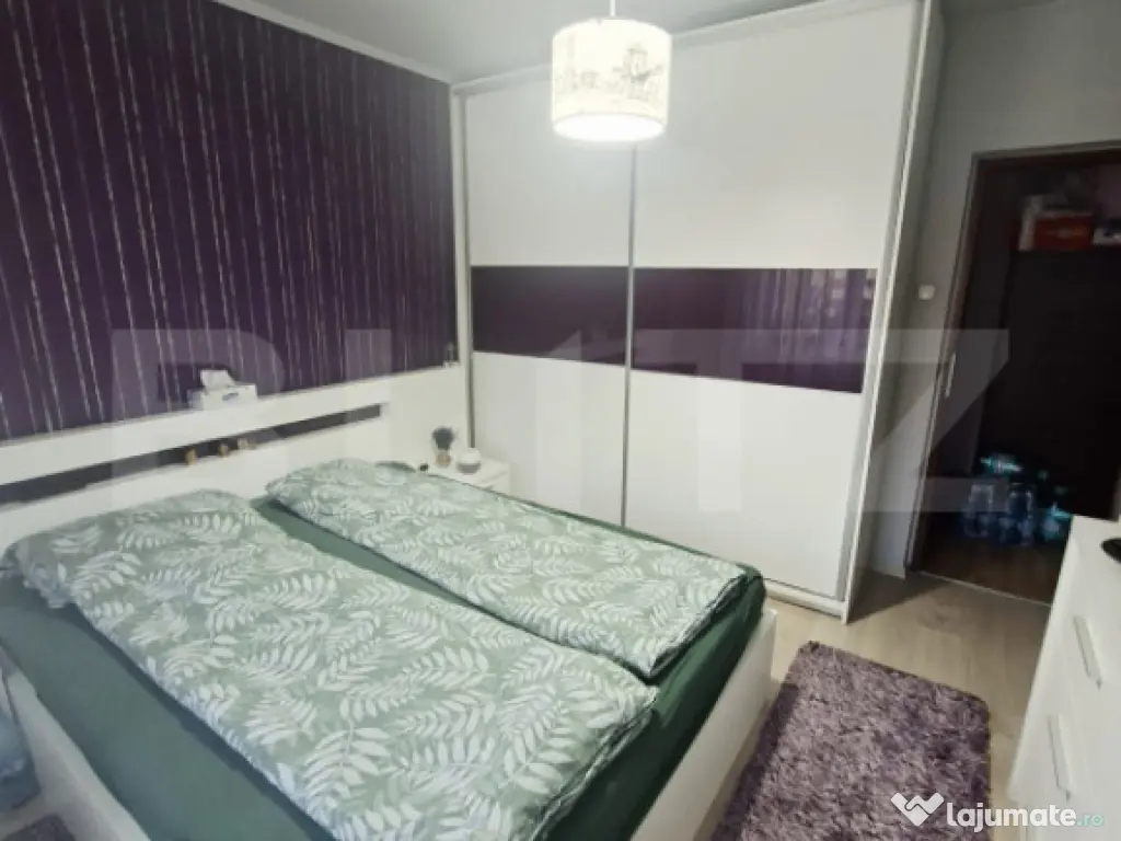 Apartament cu 3 camere de vânzare. 