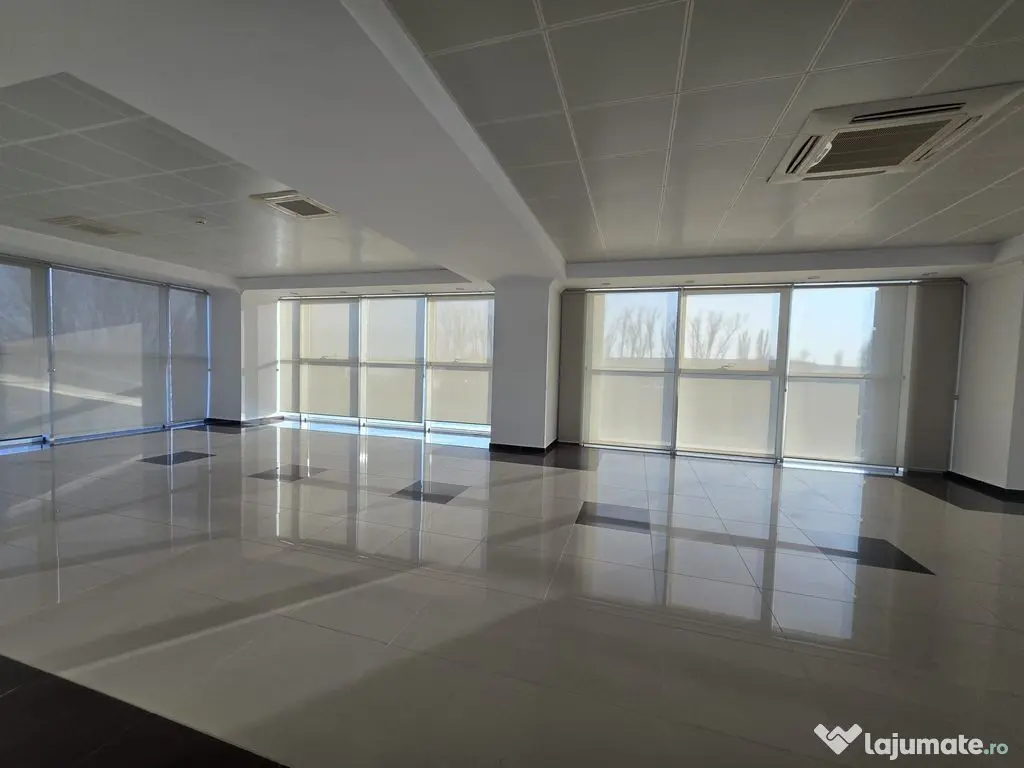 Splaiu Unirii teren 5000 mp Imobil S+P+5 Showroom, Clinic... 