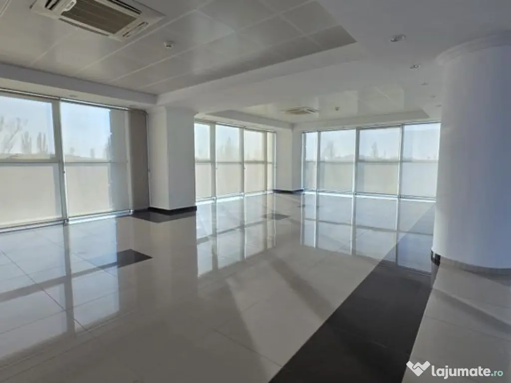 Splaiu Unirii teren 5000 mp Imobil S+P+5 Showroom, Clinic... 