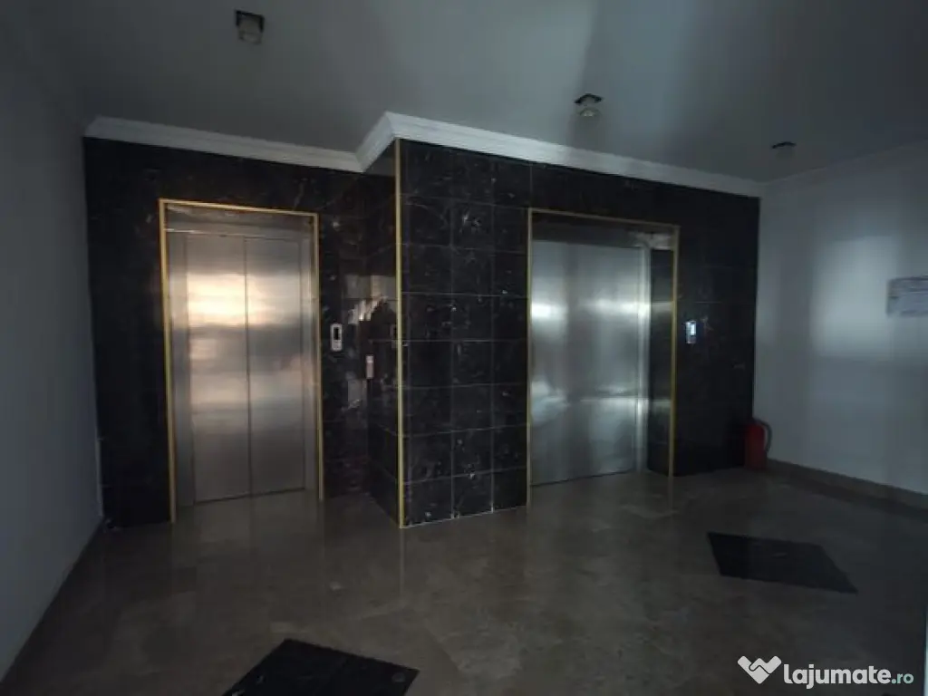 Splaiu Unirii teren 5000 mp Imobil S+P+5 Showroom, Clinic... 