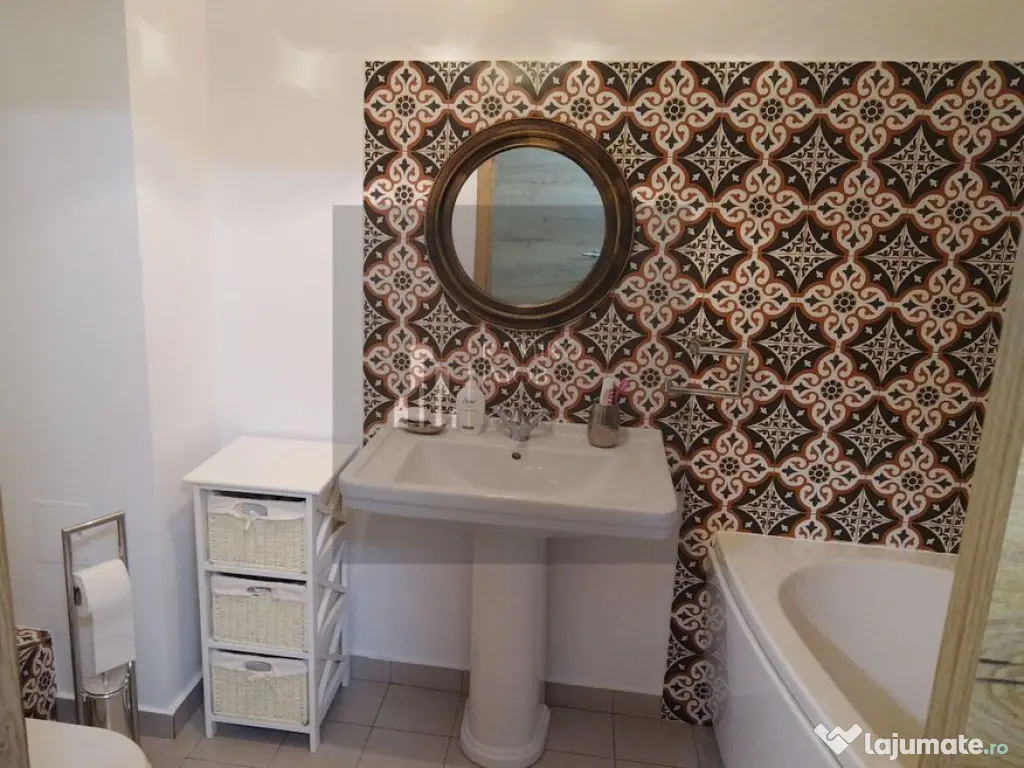 Apartament 3 camere, decomandat 99mp Baneasa 