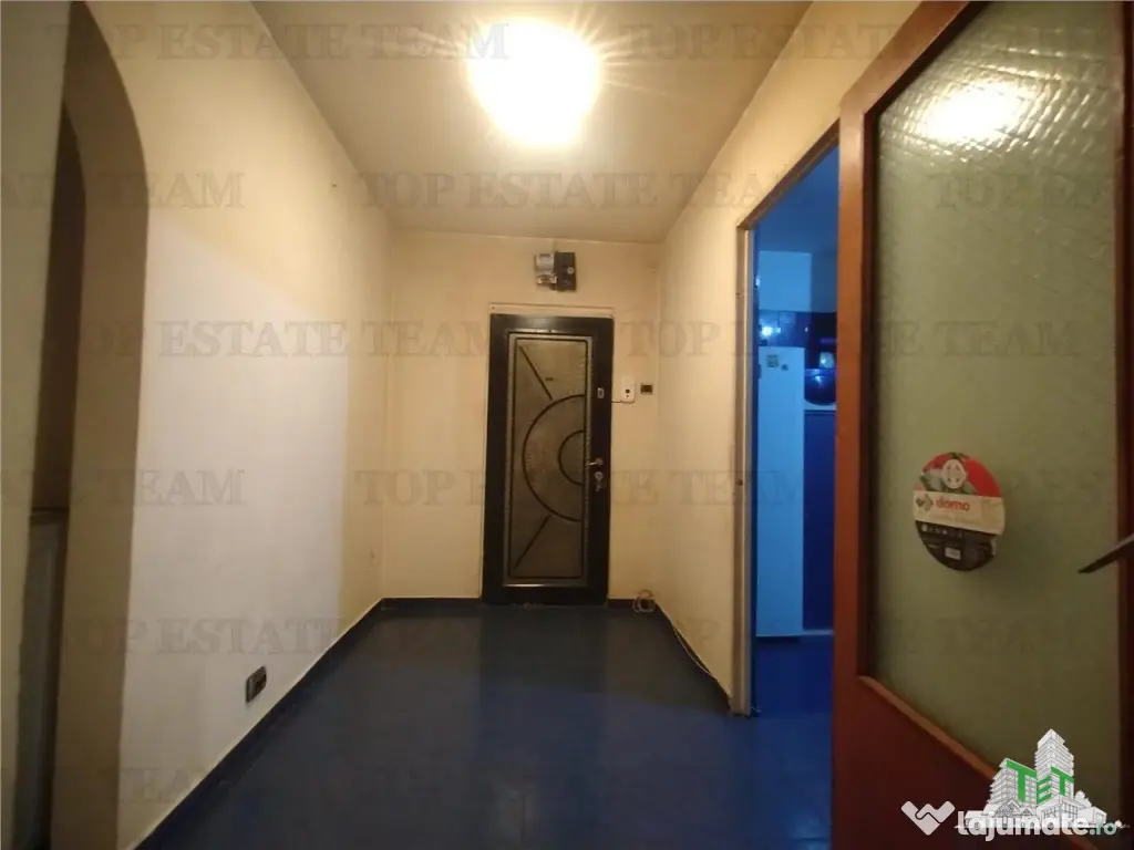 Apartament spatios 3 camere decomandate, zona linistita Bran 