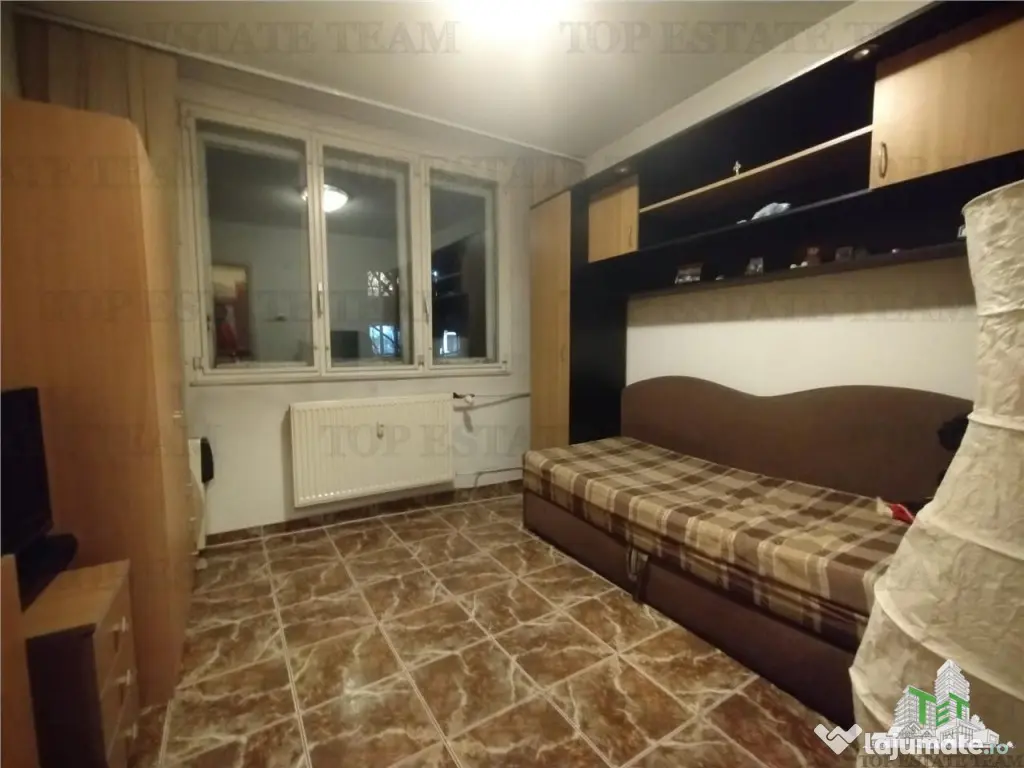 Apartament spatios 3 camere decomandate, zona linistita Bran 