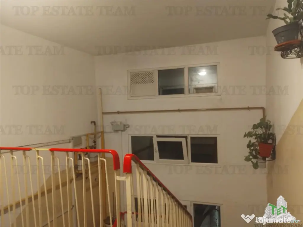 Apartament spatios 3 camere decomandate, zona linistita Bran 