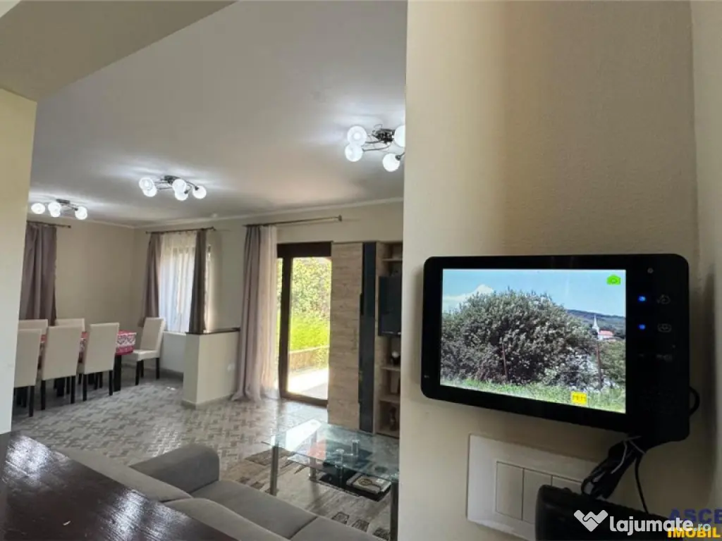 Casa rafinata,incantare peisagistica,garaj,securizare,Corunc 