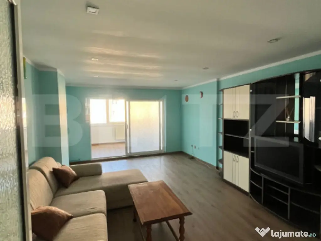 Apartament de inchiriat, 300 E, 2 camere, zona Stadion II 