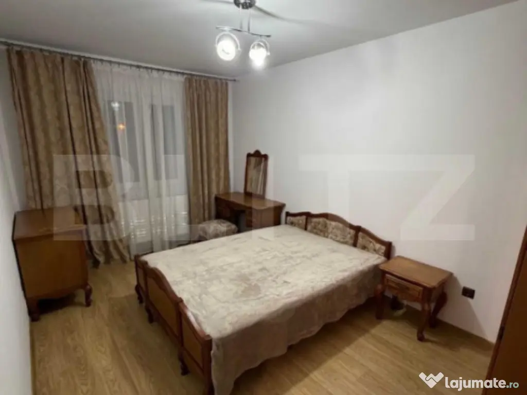 Închiriez apartament 3 camere – 66 mp, parcare 