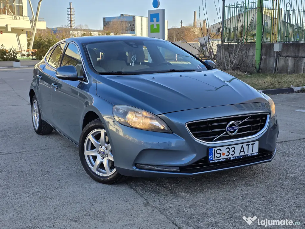 Volvo V40 2014 1.6D 115 CP euro 5 / RATE / LIVRARE 