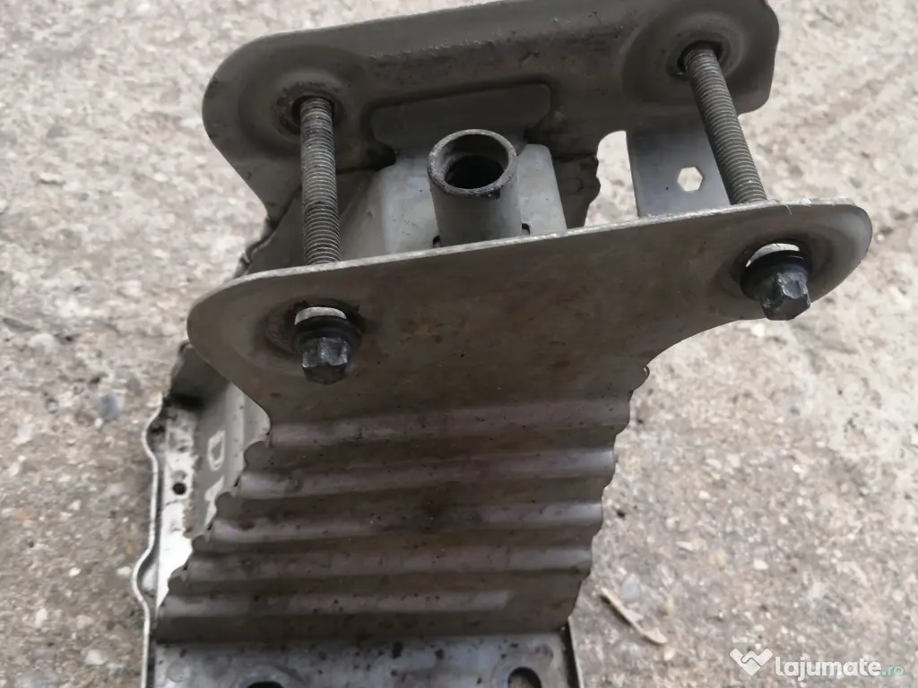 Cap lonjeron Opel Zafira B 