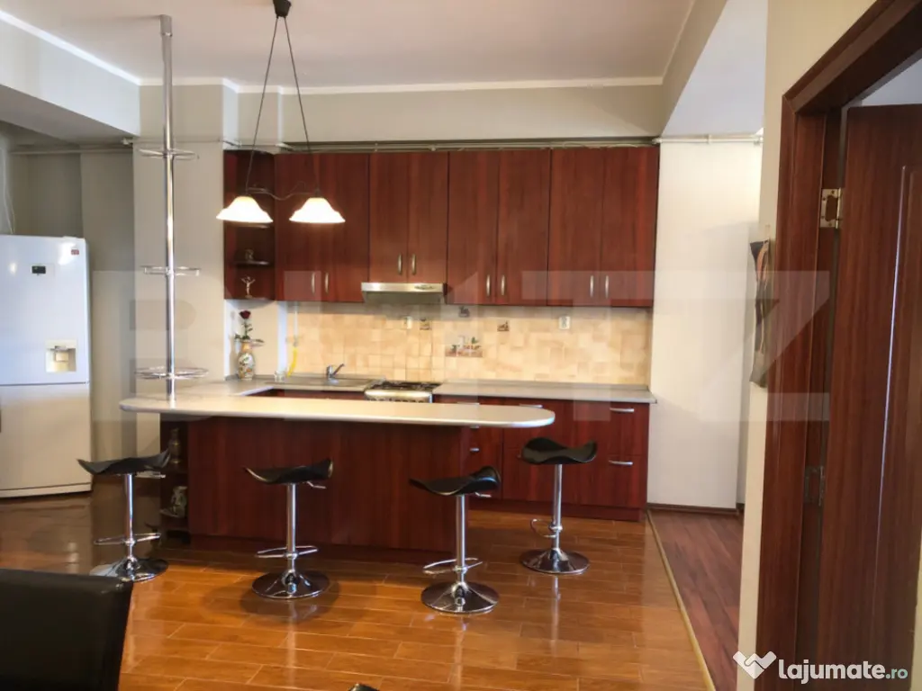 De vanzare apartament 2 camere , 63mp, zona M17 