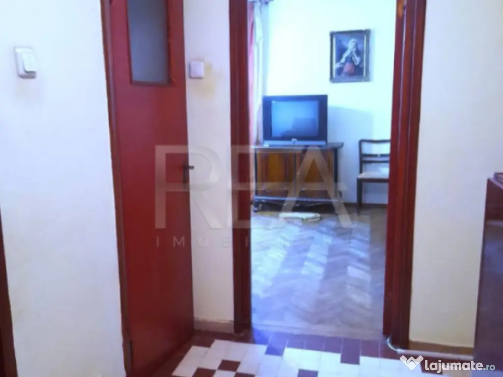 4 camere, 1/4, anvelopat-Drumul Taberei 