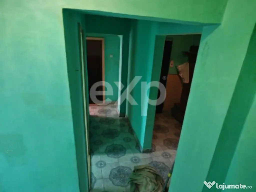 De vanzare apartament 4 camere decomandat,et. 3/4, Str. Elib 