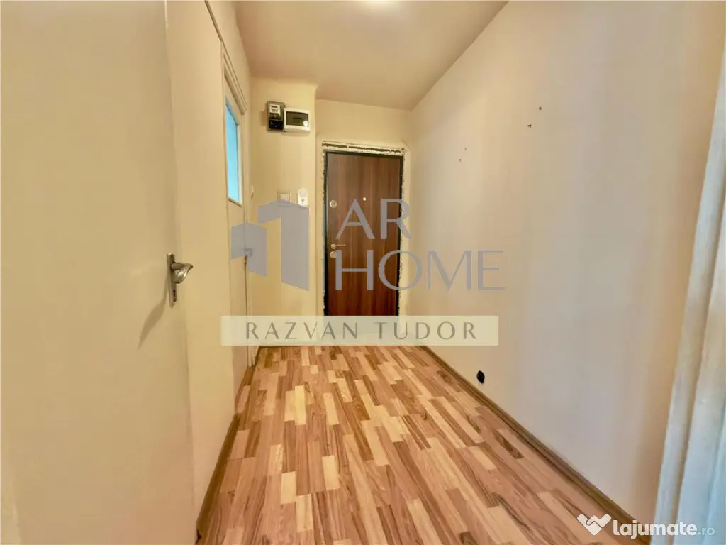 Apartament 2 camere , central, zona Cina , Ploiesti 