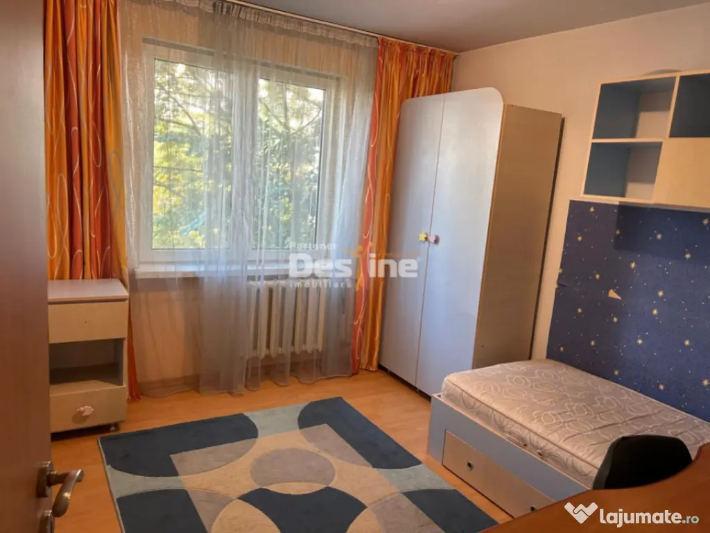 Chirie Apartament 3 camere 70 mp mobilat utilat loc de parca 