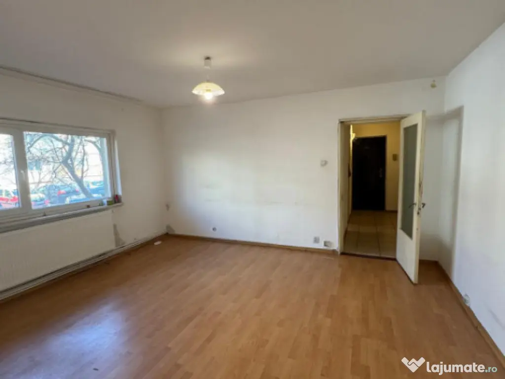 Apartament 2 camere, 52 m, Rovine 