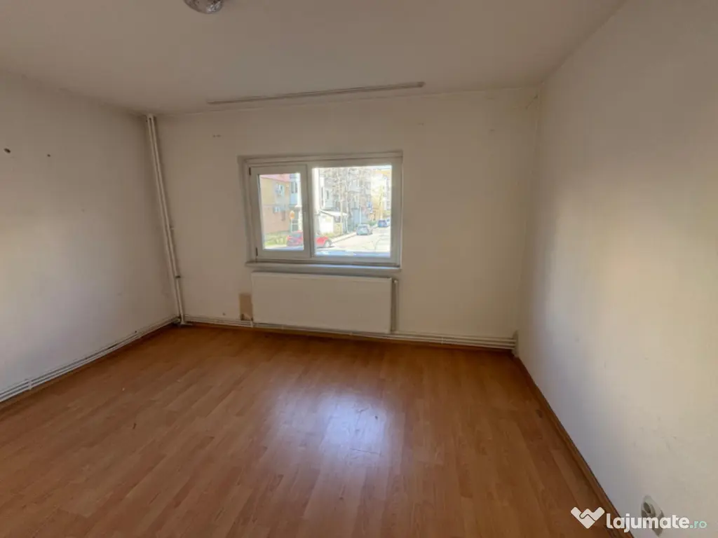 Apartament 2 camere, 52 m, Rovine 