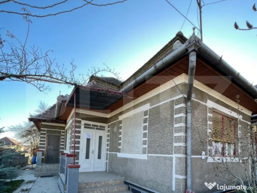 Casa 108 mp utili, 580 mp teren, 3 camere, Zona Sarat, Campi 