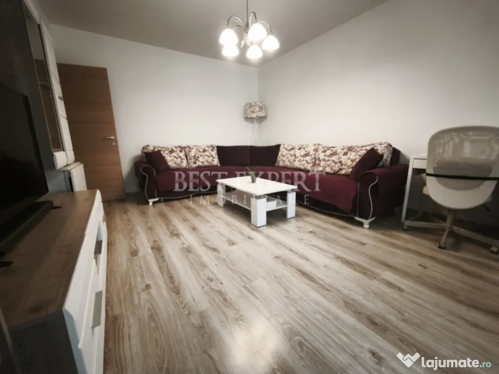 Apartament 3 camere de închiriat – zonă liniștită, par 