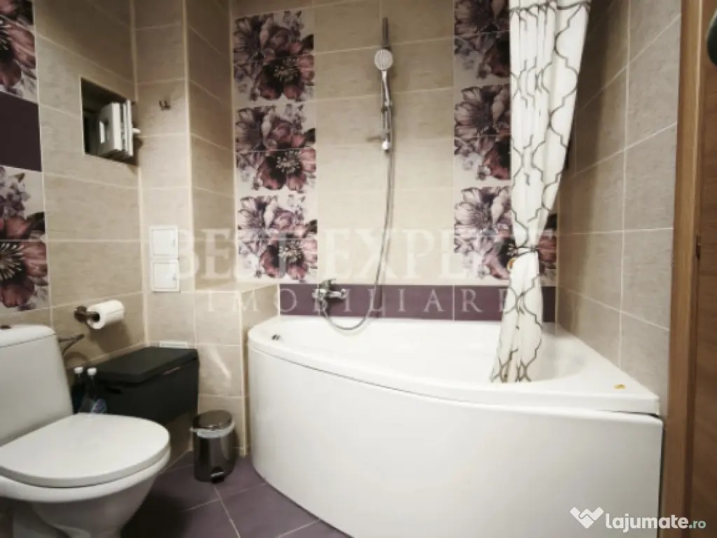 Apartament 3 camere de închiriat – zonă liniștită, par 