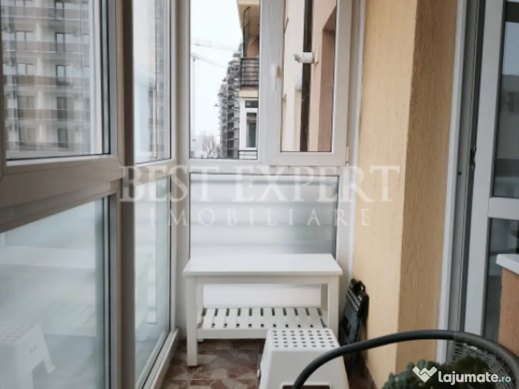 Apartament 3 camere de închiriat – zonă liniștită, par 
