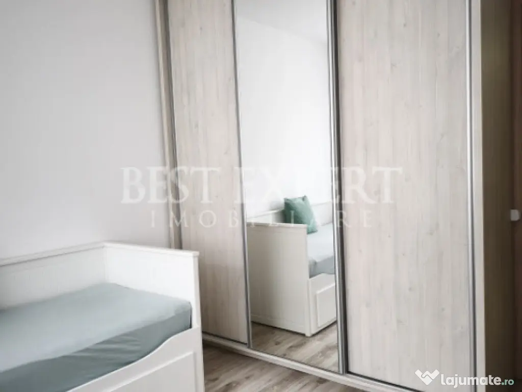 Apartament 3 camere de închiriat – zonă liniștită, par 