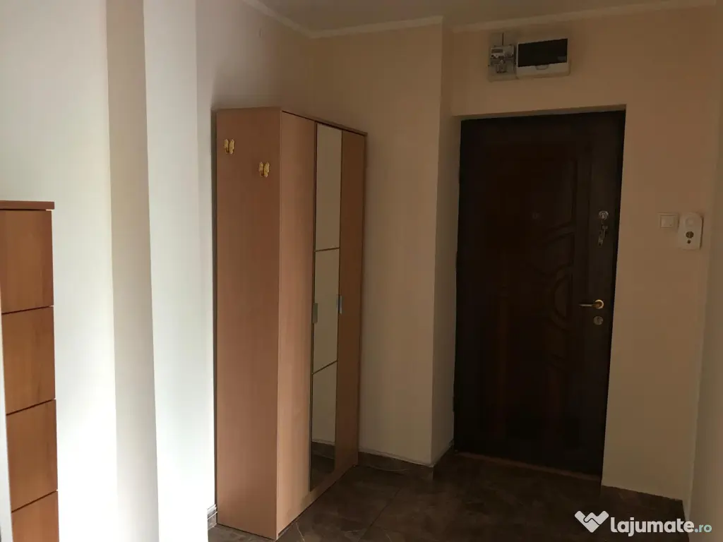 Apartament 2 camere de închiriat 