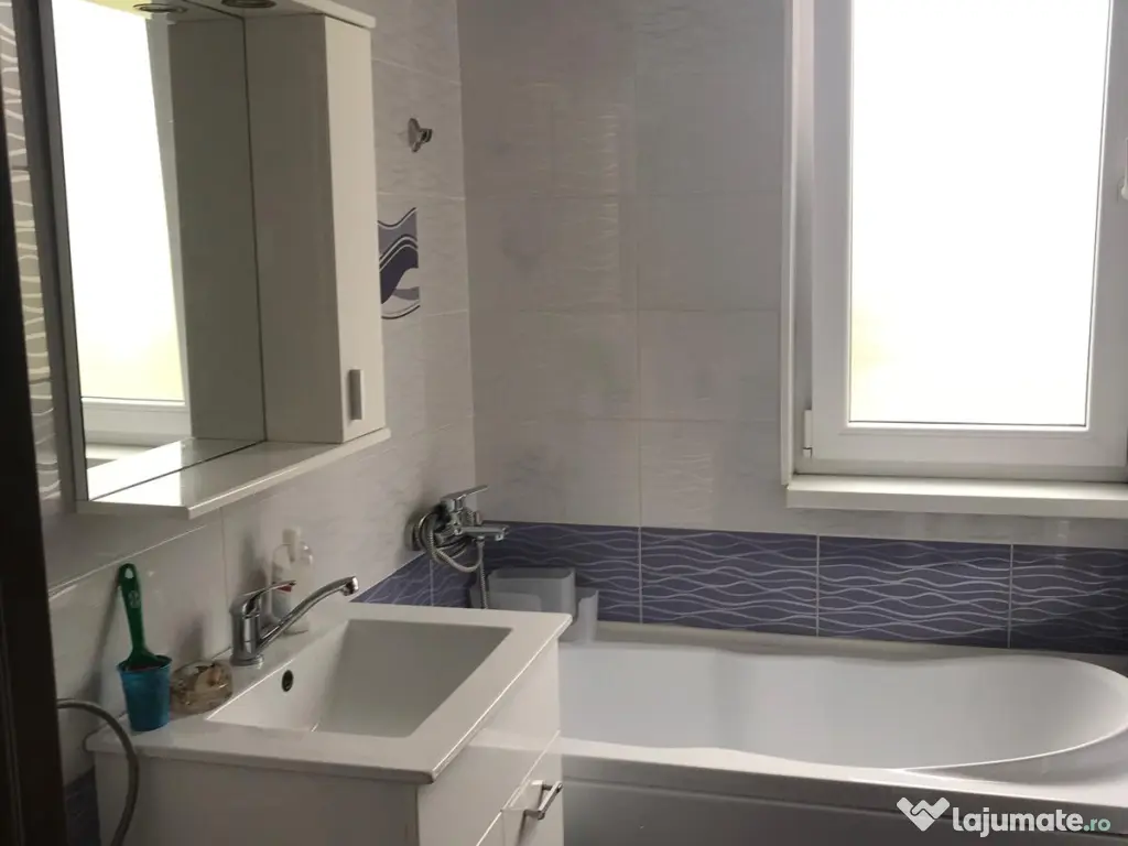 Apartament 2 camere de închiriat 