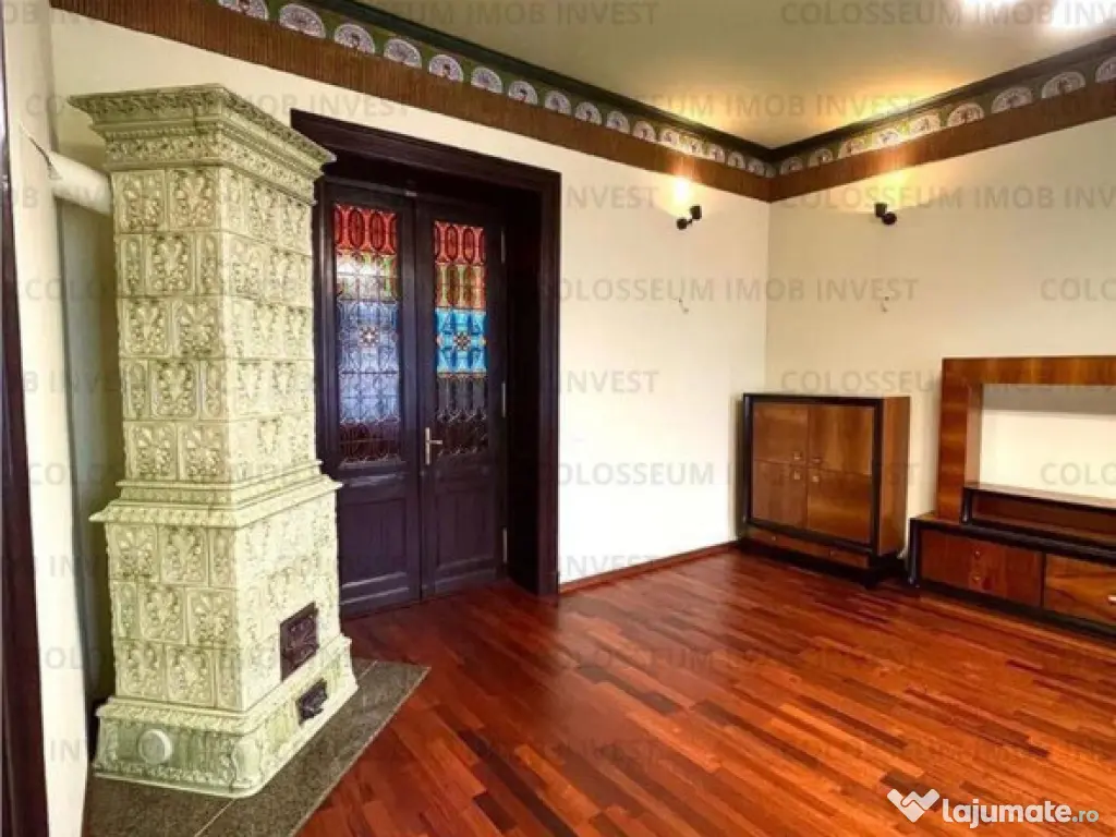 Apartament 3 camere, decomandat - zona Centru Civic 