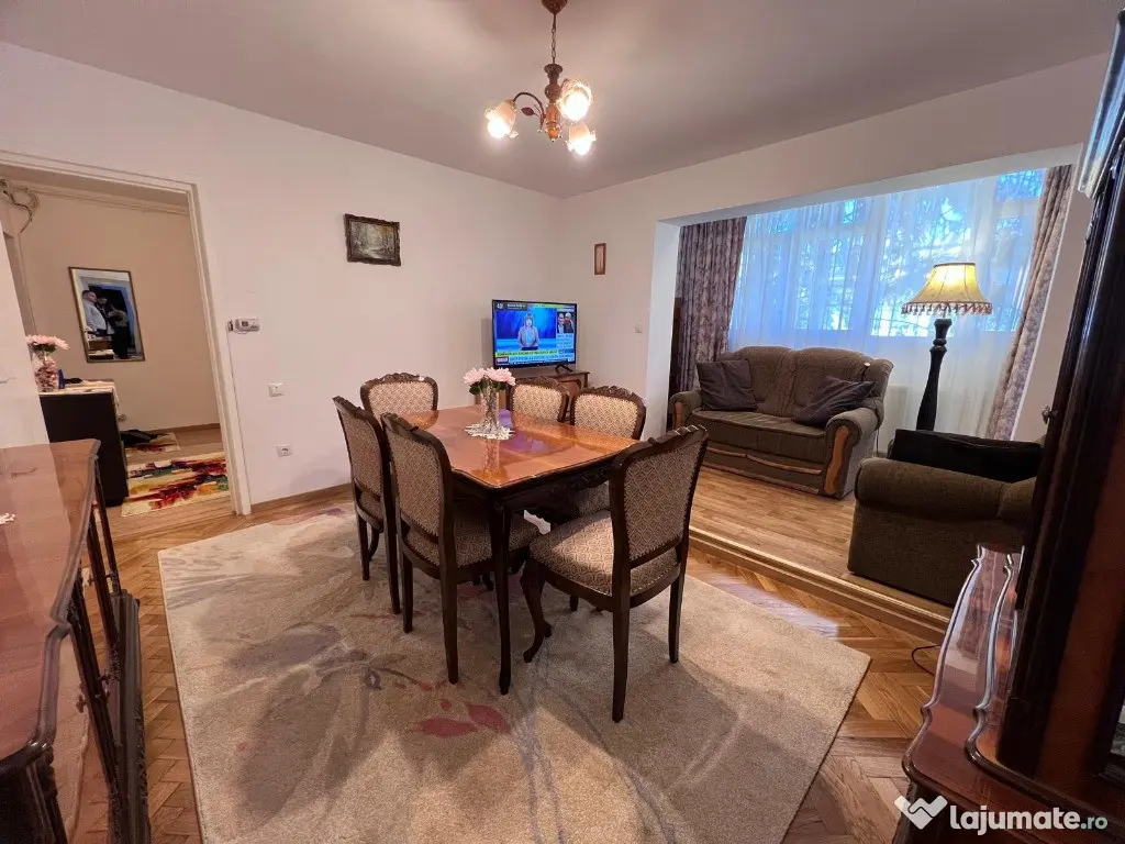 Apartament 3 camere,etaj 1,complet renovat,zona Scoala Andrei Saguna 