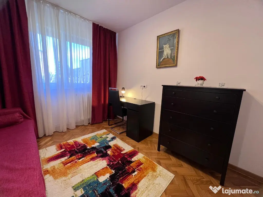 Apartament 3 camere,etaj 1,complet renovat,zona Scoala Andrei Saguna 