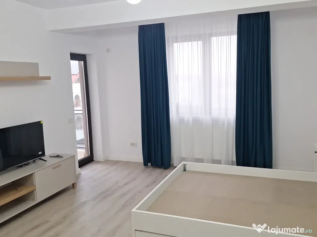 PROPRIETAR,INCHIRIEZ GARSONIERA 40M2,OTOPENI 