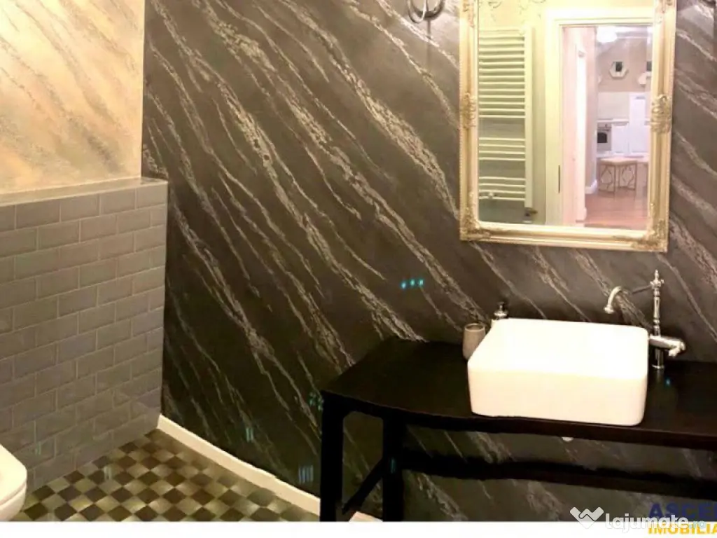 Vedere impresionanta, 3 camere,2 bai, Tampa Garden, Brasov 