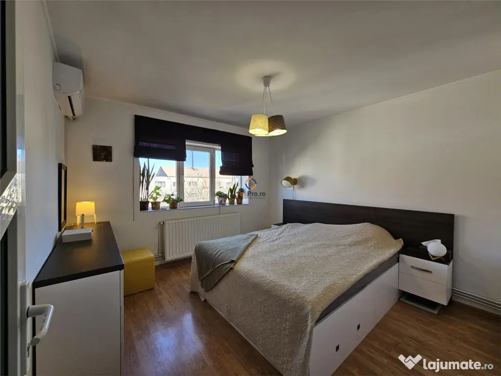 Apartament deosebit 3 camere decomandat zona Soarelui 