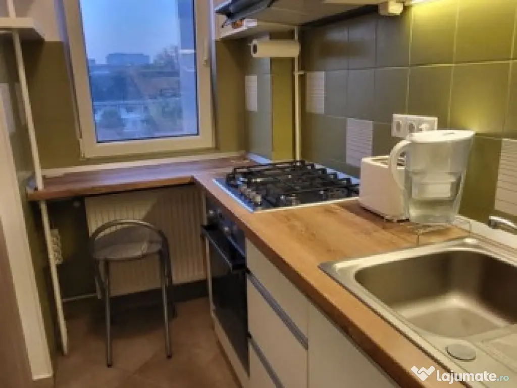 Tineretului timpuri noi etaj 4