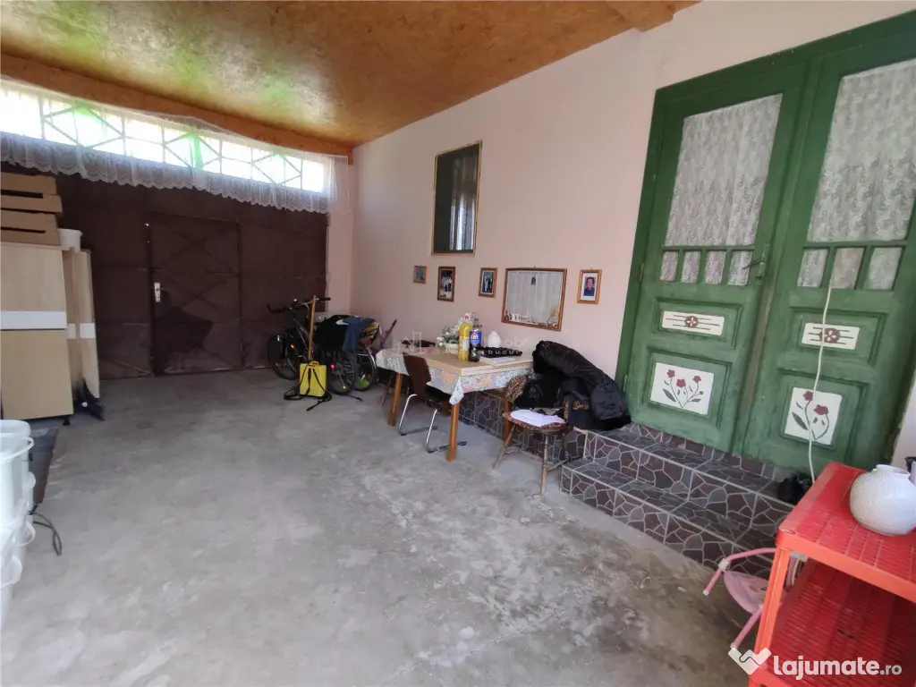 Rachitova, Casa 8 Incaperi, 3800mp Teren, Pret Negociabil 