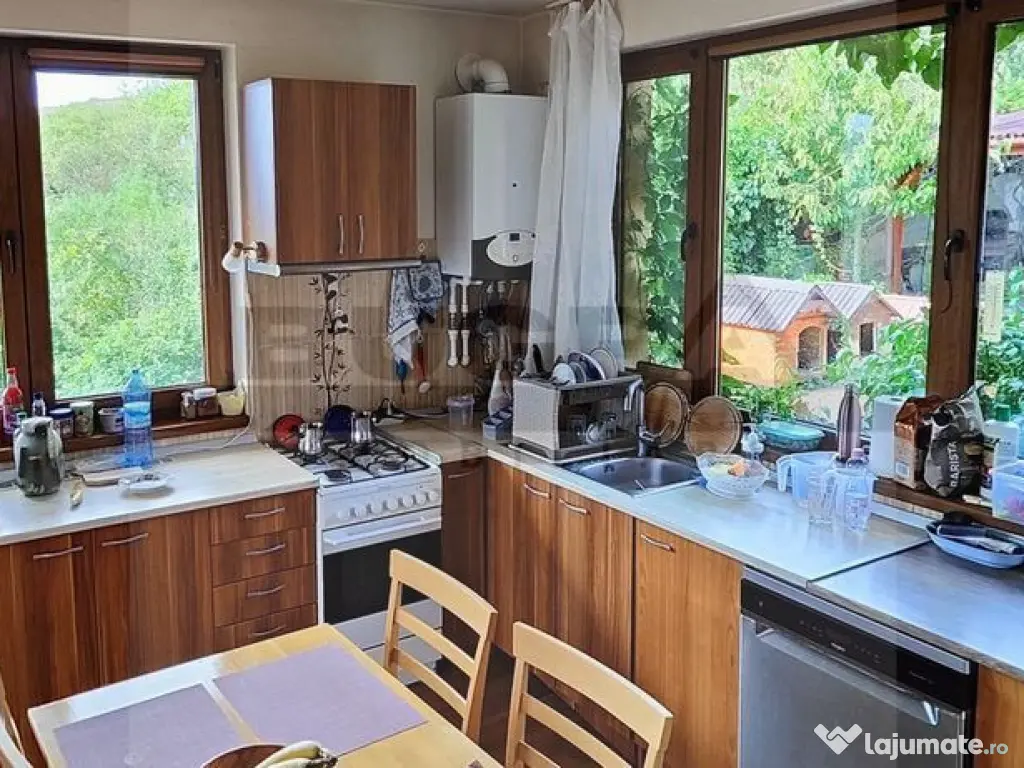 Duplex de 6 camere, 180mp, panoramă superbă, aproape de... 